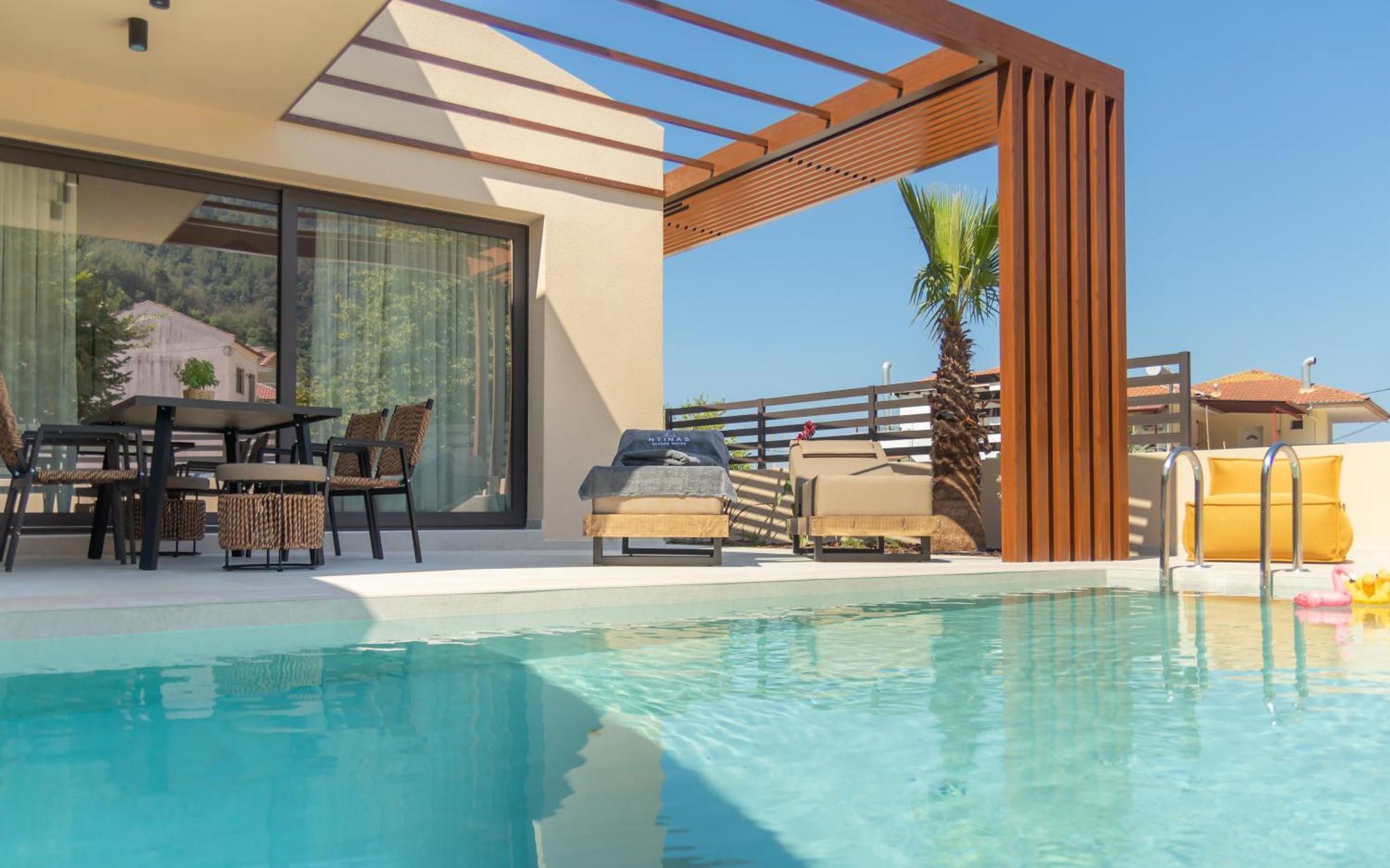 Ntinas Seaside Suites Скала-Потамиас Экстерьер фото